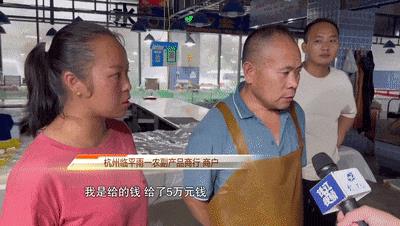 DƬ